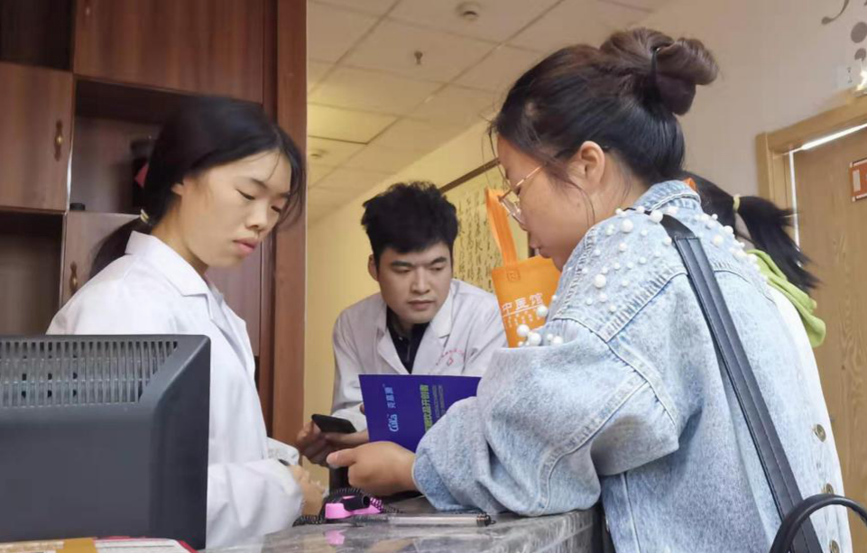 �������  �ի@�ɹ� ����ӛ�̩�����ƌW�F��Ј��{��