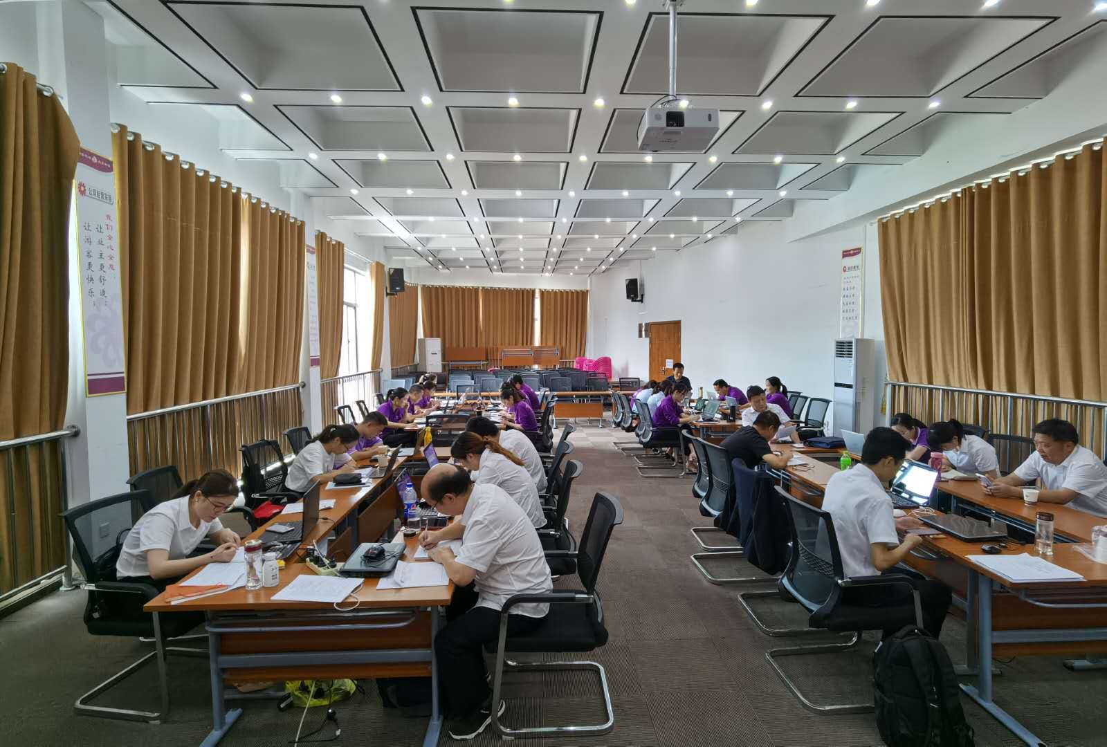 �����ʺͼ��Fؔ���wϵ�_չ���}֪�R������Ӗ